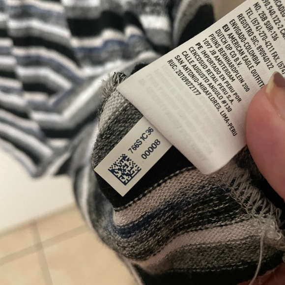 Womens AEO Soft & Sexy Dress Plush Cold Shoulder Turtleneck Blk Stripe Size XL - Picture 8 of 9